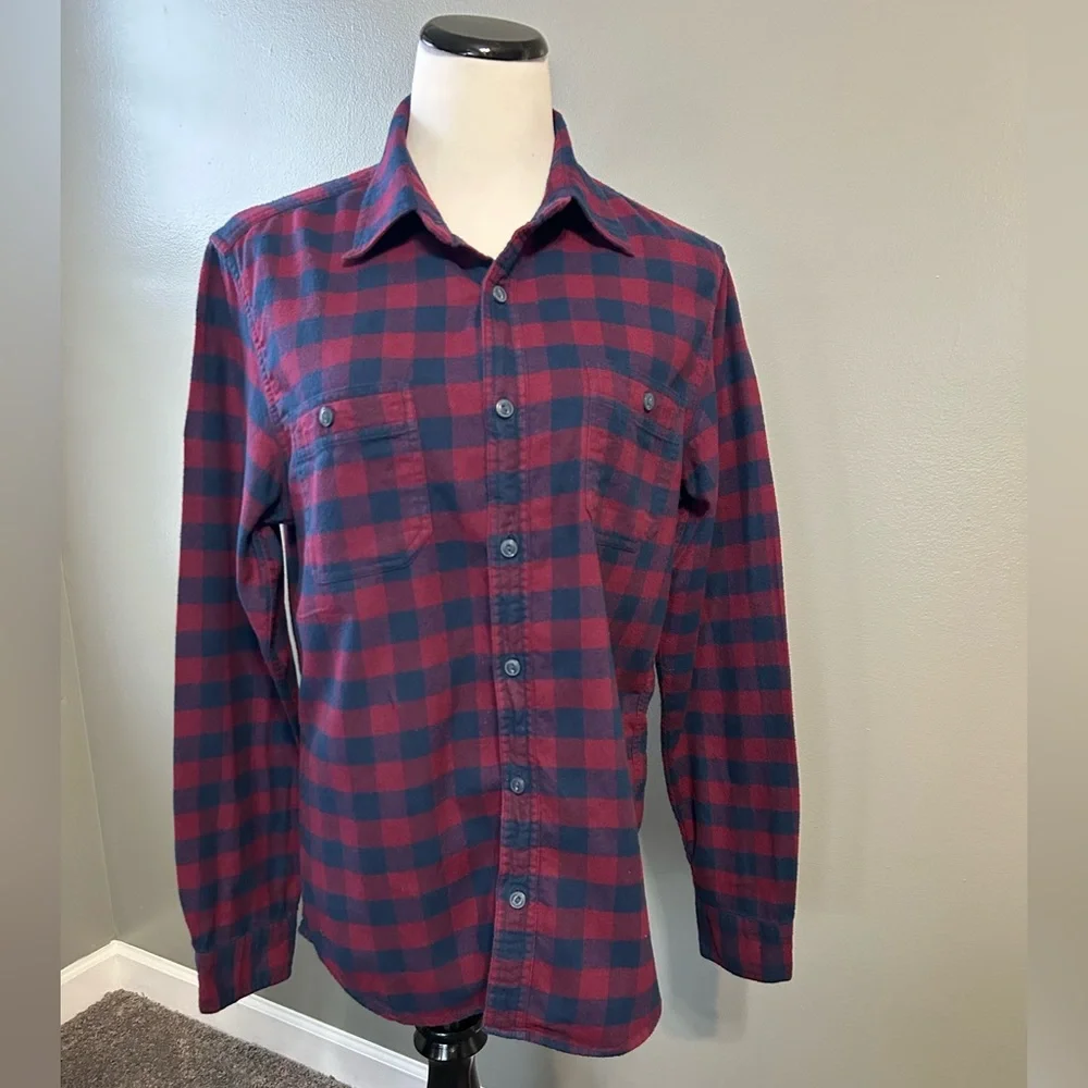 J Crew men’s flannel, long sleeve,‎ shirt, size medium